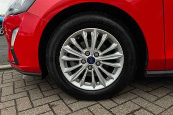FORD FOCUS 1.0T EcoBoost MHEV Titanium Hatchback 5dr Petrol Hybrid DCT Euro