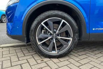 NISSAN QASHQAI 1.5 h e-POWER Tekna SUV 5dr Petrol Hybrid Auto Euro 6 (s/s) (190
