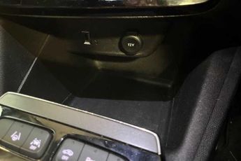 Vauxhall Mokka Electric 50kWh SRi Nav Premium SUV 5dr Electric Auto (136 ps)