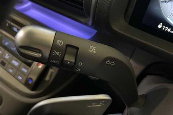 Hyundai INSTER Long Range 49kWh Cross SUV 5dr Electric Auto (115 ps)