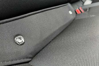 MG MG4 EV 51kWh SE Hatchback 5dr Electric Auto (170 ps)