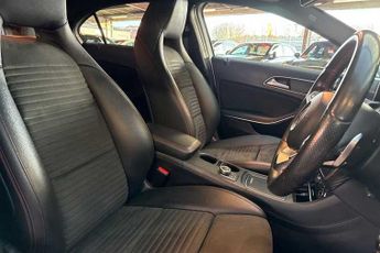 MERCEDES-BENZ A CLASS 2.1 A200d AMG Line (Premium) Hatchback 5dr Diesel 7G-DCT Euro 6 