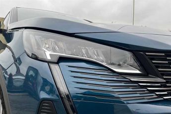 PEUGEOT 3008 1.2 HYBRID Active SUV 5dr Petrol Hybrid e-DSC6 Euro 6 (s/s) (136