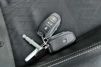 VAUXHALL Corsa Electric 50kWh Elite Nav Premium Hatchback 5dr Electric Auto (7.4Kw Charg