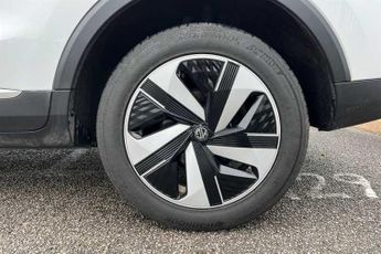 MG ZS 72.6kWh Trophy Long Range SUV 5dr Electric Auto (156 ps)