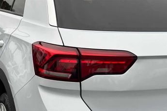 VOLKSWAGEN T-ROC 1.5 TSI GPF EVO R-Line SUV 5dr Petrol DSG Euro 6 (s/s) (150 ps)