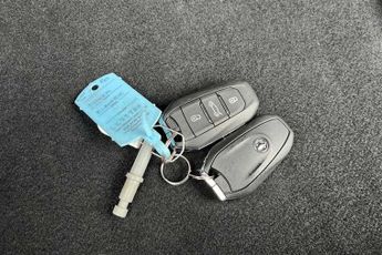 VAUXHALL MOKKA Electric 50kWh GS SUV 5dr Electric Auto (136 ps)