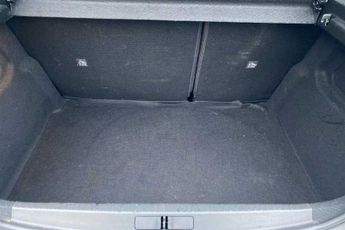 VAUXHALL Corsa Electric 50kWh Design Hatchback 5dr Electric Auto (136 ps)