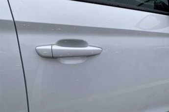 VAUXHALL Corsa Electric 50kWh Design Hatchback 5dr Electric Auto (136 ps)