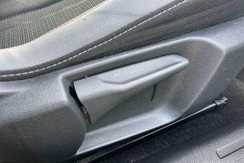 VAUXHALL MOKKA Electric 50kWh SRi Premium SUV 5dr Electric Auto (136 ps)