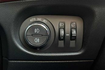 VAUXHALL MOKKA Electric 50kWh SRi Premium SUV 5dr Electric Auto (136 ps)