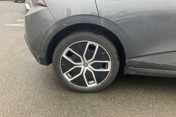 MG MG4 EV 64kWh Trophy Long Range Hatchback 5dr Electric Auto (203 ps)