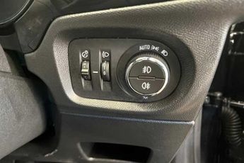 VAUXHALL Corsa Electric 50kWh GS Hatchback 5dr Electric Auto (136 ps)