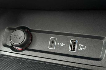 MG ZS 72.6kWh Trophy Long Range SUV 5dr Electric Auto (156 ps)