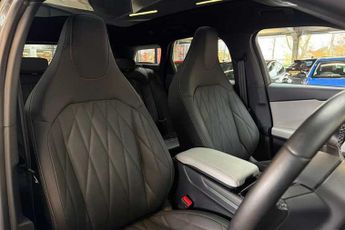 FORD EXPLORER Extended Range 77kWh Premium SUV 5dr Electric Auto (286 ps)