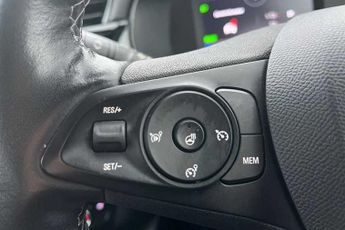 VAUXHALL Corsa Electric 50kWh Anniversary Edition Hatchback 5dr Electric Auto (136 ps)