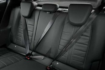 VAUXHALL MOKKA Electric 50kWh Ultimate SUV 5dr Electric Auto (136 ps)