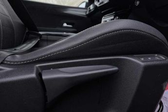 VAUXHALL MOKKA ELECTRIC 50kWh Ultimate SUV 5dr Electric Auto (136 ps)