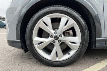 AUDI Q4 E-TRON 50 S line SUV 5dr Electric Auto quattro 82kWh (299 ps)