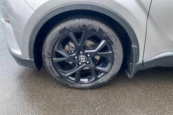 TOYOTA C-HR 1.8 VVT-h Dynamic SUV 5dr Petrol Hybrid CVT Euro 6 (s/s) (122 ps