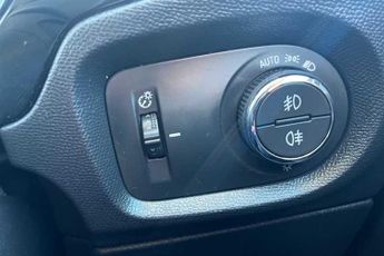 VAUXHALL Corsa Electric 50kWh Elite Nav Premium Hatchback 5dr Electric Auto (7.4Kw Charg