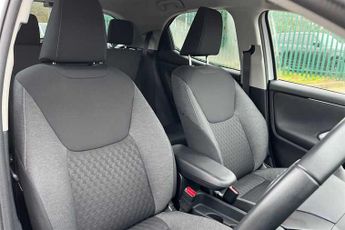 TOYOTA YARIS 1.5 VVT-h Design Hatchback 5dr Petrol Hybrid E-CVT Euro 6 (s/s) 