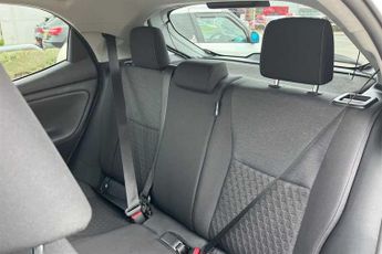 TOYOTA YARIS 1.5 VVT-h Design Hatchback 5dr Petrol Hybrid E-CVT Euro 6 (s/s) 