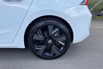 Vauxhall Astra Electric 54kWh GS Hatchback 5dr Electric Auto (156 ps)