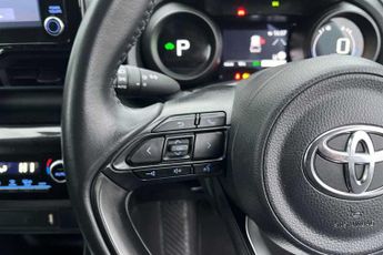 Toyota Yaris Cross 1.5 VVT-h Icon SUV 5dr Petrol Hybrid E-CVT Euro 6 (s/s) (116 ps)
