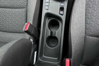 Toyota Yaris Cross 1.5 VVT-h Icon SUV 5dr Petrol Hybrid E-CVT Euro 6 (s/s) (116 ps)