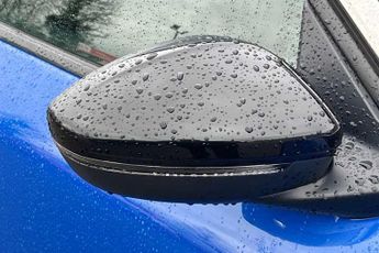 VAUXHALL MOKKA Electric 50kWh Ultimate Edition SUV 5dr Electric Auto (136 ps)