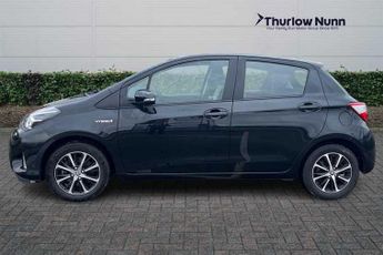 Toyota Yaris 1.5 VVT-h Icon Tech Hatchback 5dr Petrol Hybrid E-CVT Euro 6 (s/