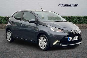 Toyota AYGO 1.0 VVT-i x-play Hatchback 5dr Petrol Manual Euro 6 (68 ps)