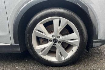 AUDI Q4 E-TRON 40 S line SUV 5dr Electric Auto 82kWh (204 ps)