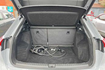 AUDI Q4 E-TRON 40 S line SUV 5dr Electric Auto 82kWh (204 ps)