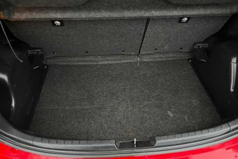 TOYOTA YARIS 1.5 VVT-h Y20 Bi-tone Hatchback 5dr Petrol Hybrid E-CVT Euro 6 (