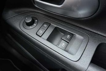 VOLKSWAGEN E-UP! 36.8kWh e-up! Hatchback 5dr Electric Auto (82 ps)