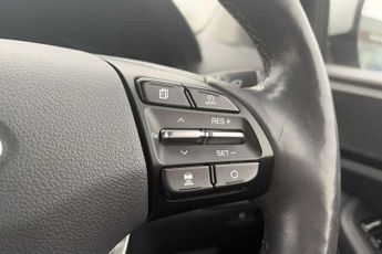 HYUNDAI IONIQ 1.6 h-GDi Premium Hatchback 5dr Petrol Hybrid DCT Euro 6 (s/s) (
