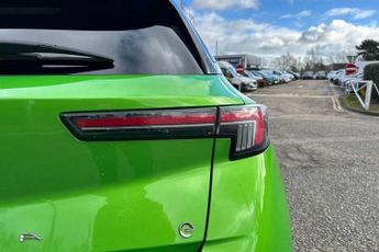 VAUXHALL MOKKA Electric 50kWh Ultimate SUV 5dr Electric Auto (136 ps)