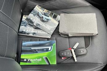 VAUXHALL MOKKA Electric 50kWh Ultimate SUV 5dr Electric Auto (136 ps)