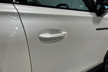 MG HS 1.5 T-GDI SE SUV 5dr Petrol DCT Euro 6 (s/s) (169 ps)