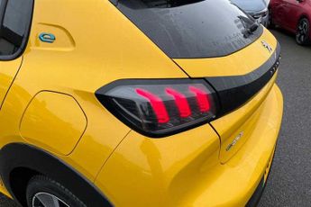 Peugeot E-208 GT Premium 50kWh Automatic (136ps)