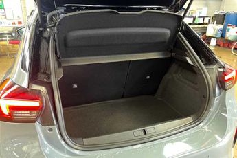Vauxhall Corsa 1.2 Hybrid Ultimate Hatchback 5dr Petrol Hybrid e-DCT Euro 6 (s/