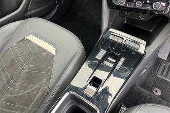 Vauxhall Mokka Electric  50 kWh (136 PS) Ultimate 5 Door Electric SUV Automatic *** 1 Ow