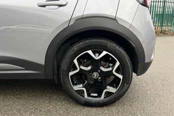 Vauxhall Mokka Electric  50 kWh (136 PS) Ultimate 5 Door Electric SUV Automatic *** 1 Ow