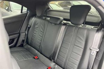 VAUXHALL MOKKA Electric 50kWh Ultimate SUV 5dr Electric Auto (136 ps)