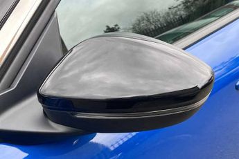 VAUXHALL MOKKA Electric 50kWh Ultimate SUV 5dr Electric Auto (136 ps)