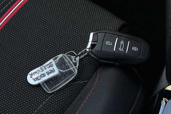 VAUXHALL Corsa Electric 50kWh Yes Hatchback 5dr Electric Auto (136 ps)