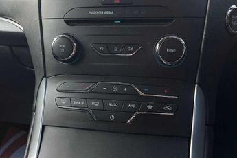FORD S-MAX 2.0 EcoBlue Titanium MPV 5dr Diesel Auto Euro 6 (s/s) (150 ps)