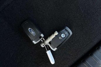 FORD S-MAX 2.0 EcoBlue Titanium MPV 5dr Diesel Auto Euro 6 (s/s) (150 ps)